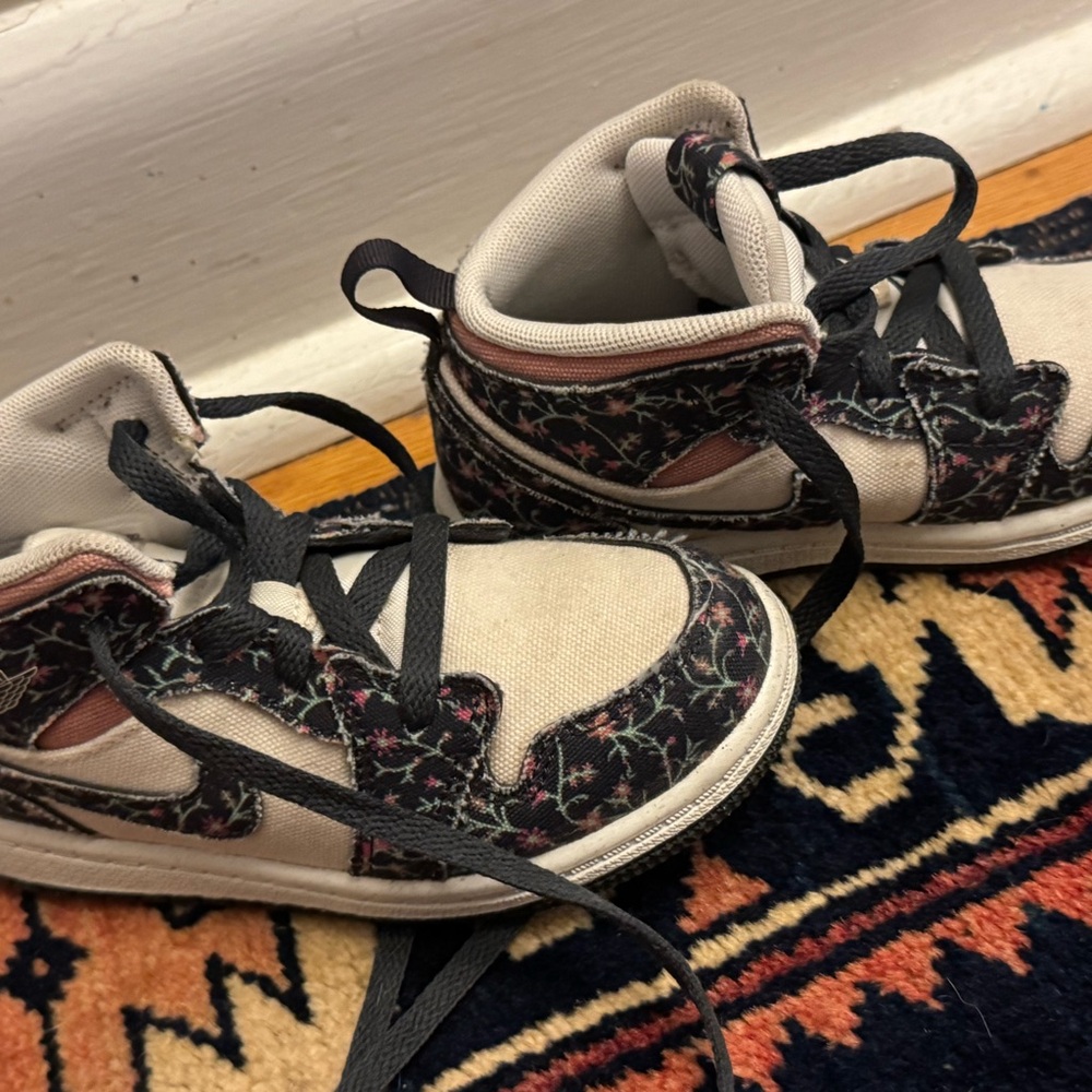 Nike Jordans Kids Sneakers in Black and pink floral print- worn twice!